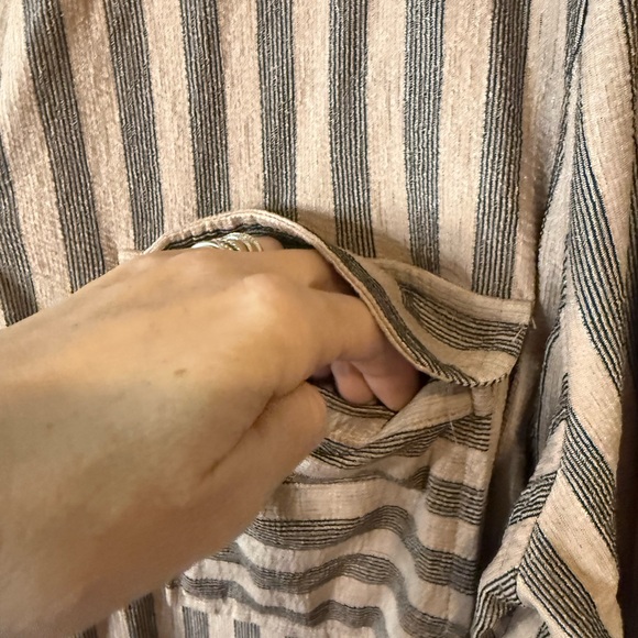 Flower & Feather Striped Button Down Shirt size 2XL women’s - Picture 2 of 7